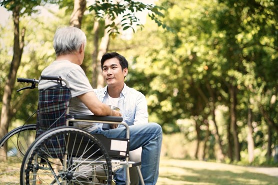 How Home Care Services Can Help Alzheimer Patients’ Caregivers